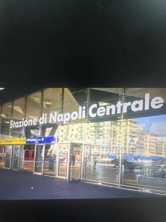 Yohanaholiday Lejlighed Napoli Eksteriør billede